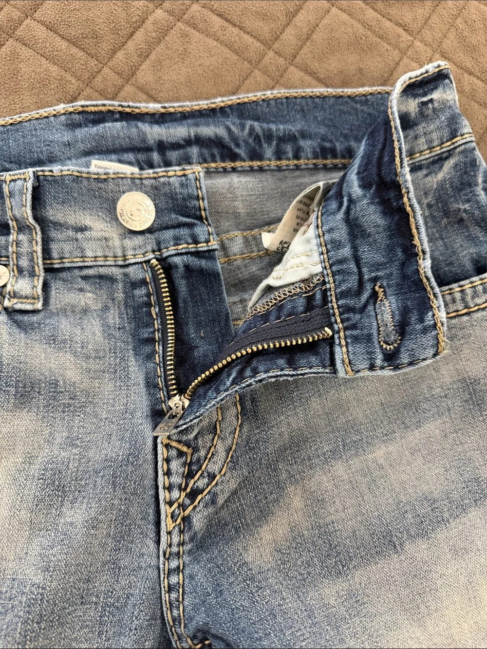 True Religion Flap Back Pockets Jeans size 30
